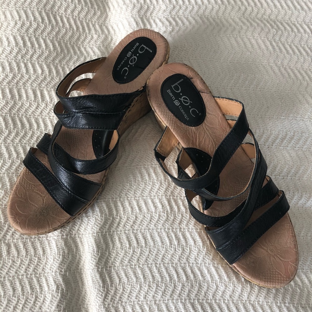 Black wedge